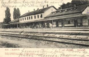 Kiskapus, Kleinkopisch, Copsa Mica; Vasútállomás. Kiadja Guggenberger Frigyes / Bahnhof / railway station
