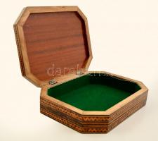 Gyöngyház berakásos intarziás fa doboz, 29,5×22 cm