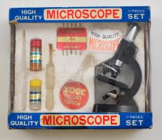 Mikroszkóp kellékekkel, eredeti dobozában, hiányos