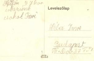 Környe, Római katolikus templom, utcakép üzlettel