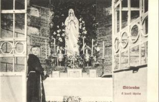 Máriaradna, Radna; A Lourdi kápolna, oltár, pap / chapel, altar, priest