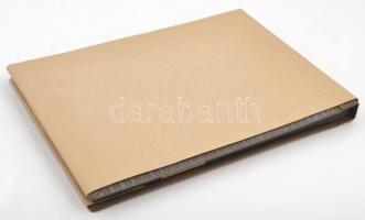 Régi vadászmotívumos fotóalbum, használatlan, eredeti kartontokban, jó állapotbaná