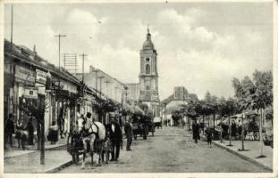 Komárom, Komárno; Kossuth tér, Brenner Ferenc üzlete. L. H. K. 109. / Námestie Kossuthovo / square, shops (fl)