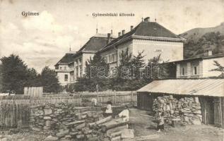 Gyimesbükk, Ghimes-Faget (Gyimes); vasútállomás, favágás az előtérben. Adler fényirda / Bahnhof / railway station, wood cutting in the foreground (fl)