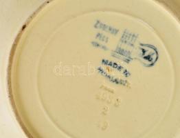 Zsolnay kézzel festett teáscsészék egy alátéttel. Restauráltak, alátéten kis lepattanás, Jelzettek