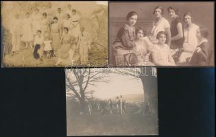 cca 1910-1930 Erdélyi népviseleteket ábrázoló fotók és fotólapok / Transylvanian folkwear