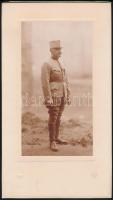 1914 Autós alakulathoz tartozó katona fotója, nagyméretű fotó Jobst bécsi műterméből, kartonra ragasztva, 27,5×16 cm