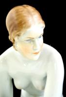 Herendi térdelő akt, kézzel festett, jelzett (Lux Elek), hibátlan, Tertia, m:37 cm