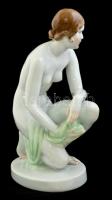 Herendi térdelő akt, kézzel festett, jelzett (Lux Elek), hibátlan, Tertia, m:37 cm