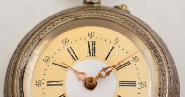 Ezüst(Ag) Remontoir Patent férfi zsebóra, jelzett, működik, d: 4,5 cm, bruttó: 69,2 g