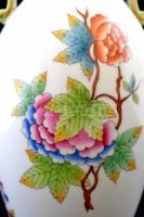 Herendi Viktória mintás váza, kézzel festett, jelzett, apró kopásokkal, m: 33 cm