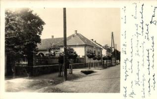 1934 Külsővat, Falusi utcakép. photo