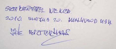 Joe Eszterhas: Hollywoodi fenevad. Bp., 2005, Litkey és Társa. A szerző dedikációjával. Papírkötésbe...