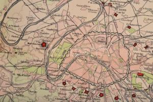 cca 1910 Páris és környéke. 1:90.000, Bp., M. Földrajzi Intézet Rt., kis szakadással, 47x63 cm