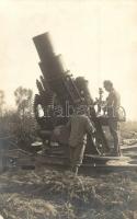 Osztrák-magyar katonák telepített 30,5 cm-es mozsár ágyúval / WWI Austro-Hungarian K.u.K. soldiers with a 30,5 cm mortar cannon. photo