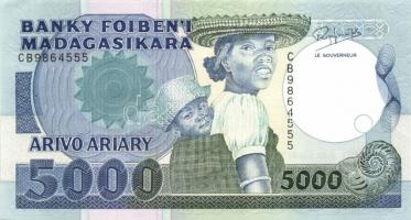 Madagaszkár 1988. 500Fr, 1000Fr, 2500Fr, 5000Fr, 10000Fr teljes sor T:I