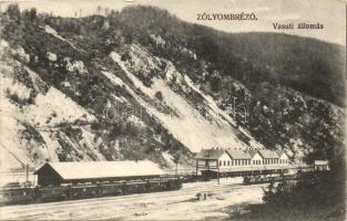 Zólyombrézó, Podbrezová; vasútállomás vonattal / Bahnhof / railway station with trains (ragasztónyom / gluemark)