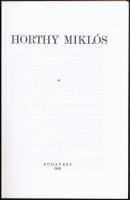 Vegyes könyvtétel, 2 db: 
Radics Géza: Nemzeti jelképeink és magyarságismeretünk alkotóelemei. Chic...