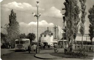 12 db főleg régi magyar, belga, német és osztrák városképes lap / 12 mainly pre-1945 Hungarian, Belg...