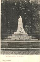 Rozsnyó, Roznava; Andrássy Franciska grófnő szobor. Vogel D. felvétele / statue