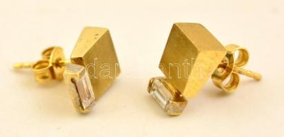 Arany(Au) 8K ékszerszett, nyaklánccal, fülbevalóval, bruttó: 8,5 g