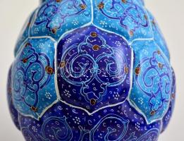 Mina zománcozott fém díszváza, díszfestéssel, m: 23 cm