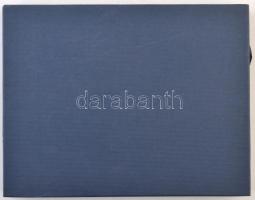 Éremtartó kazetta egy kivehető tálcával, összesen 24 férőhellyel, használt de szép állapotban