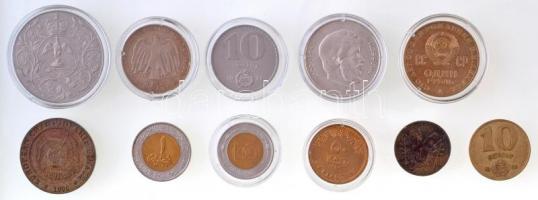 11db-os vegyes magyar és külföldi  érme tétel, nagyrészük magyar nyelvű tanúsítvánnyal, közte 1947. ...