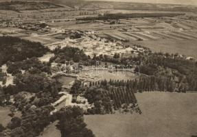 Hévíz, Gyógyhely és gyógyfürdő. Légi felvétel / aerial view