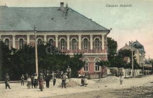 Makó, utcakép útépítési munkálatokkal, megyeháza. Gelléri Mihály kiadása / road construction