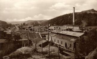Salgótarján, Rimamurányi-Salgótarjáni vasmű rt. acélgyára, háttérben a salakhányó