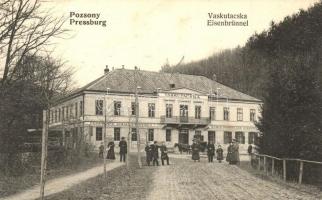1909 Pozsony, Pressburg, Bratislava; Vaskutacska, Ferdinánd király vasfürdő / Eisenbrünnel (Eisenbründl) / Zelezná Studénka / spa