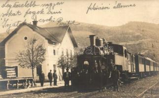 1923 Felsővisó, Viseu de Sus; vasútállomás gőzmozdonnyal / Bahnhof / railway station with locomotive. photo