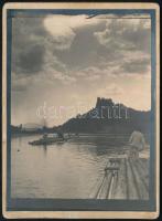 cca 1880 Vágváralja/Vág-Pohrágy, Považské Podhradie, faúsztatás a Vág folyón, fotó, hátulján feliratozva, 12×9 cm