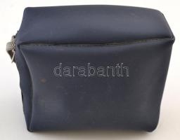 Corina 2 fényképezőgép, 6x6 és 4.5x6 cm formátumú felvételekhez, vakuizzó nélkül, műanyag tokkal