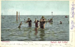 Venice, Venezia; Saluto dal Lido! / bathing people on the beach (EK)