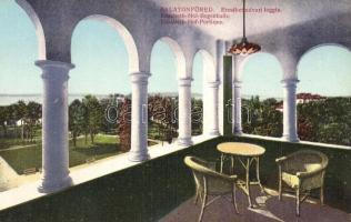 37 db régi magyar és történelmi magyar városképes lap, közte pár fotó / 37 pre-1945 Hungarian and Hi...