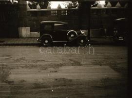 Régi autmobilok, 6 db szabadon felhasználható vintage negatív (24x36 mm és 9x6 cm között) + 4 db vin...