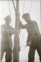 1948 Katonai felvételek, 15 db szabadon felhasználható vintage negatív, 24x36 mm