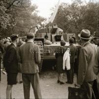 Katonai felvételek különféle korokból, 10 db szabadon felhasználható vintage negatív és/vagy diapozi...