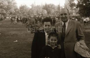 cca 1949 Honvéd hét a Margit-szigeten (fegyverek, lovas bemutató, céllövészet, katonai dzsip), 20 db...