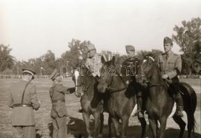 cca 1949 Honvéd hét a Margit-szigeten (fegyverek, lovas bemutató, céllövészet, katonai dzsip), 20 db...