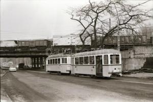 1980 Villamosok az Üllői úton, 17 db szabadon felhasználható vintage negatív, + további 10 db negatí...
