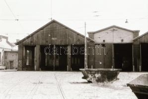 cca 1992 Síncsiszoló villamos kocsiba építve a Ferencvárosi járműtelepen, 4 db szabadon felhasználha...