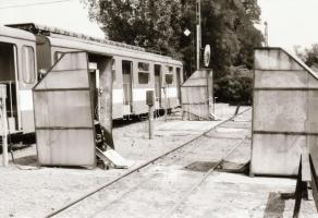 1992 HÉV szerelvények, műszaki berendezések, kocsimosó (Dunahaszti, Ráckeve, Csepel), 34 db szabadon...