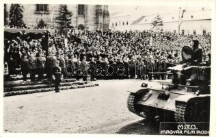 1940 Kolozsvár, Cluj; bevonulás, Horthy Miklós, harckocsi / entry of the Hungarian troops, Horthy, tank
