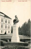 1909 Veszprém, Erzsébet királyné (Sissy) szobra, pénzügyigazgatósági palota. W.L. 425.