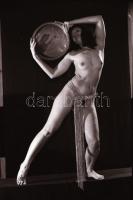 cca 1975 Női dolgok, szolidan erotikus felvételek, 9 db vintage negatív és diapozitív, 6x6 cm és 24x...