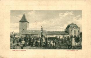 1913 Nagyszalonta, Salonta; Toldi MIklós tér, Csonka torony, piac árusokkal, Wessely és Bíró és Piacsek Gusztáv üzlete, Hitelszövetkezet. W.L. Bp. 6547. / square, market with vendors, shops, credit union (EK)