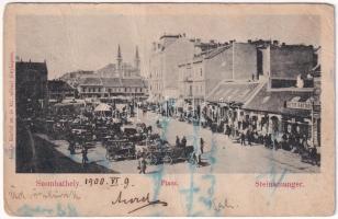 1900 Szombathely, Piac, árusok, üzletek, bútorraktár. Kiadja Knebel cs. és kir. udvari fényképész (fa)